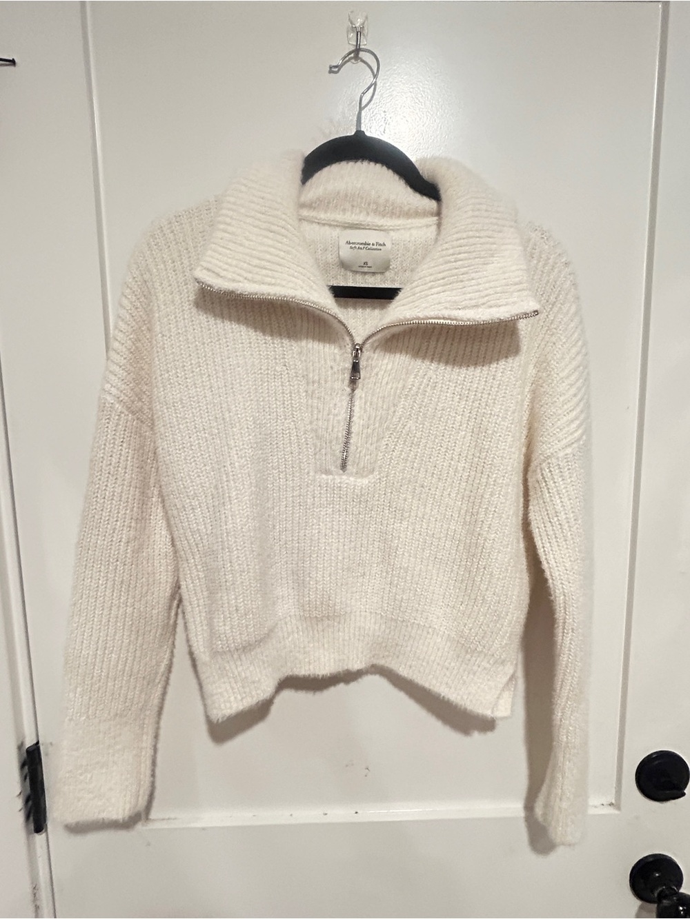 Abercrombie & Fitch Soft A&F Collection Cream Half-Zip Pullover Sweater size xs